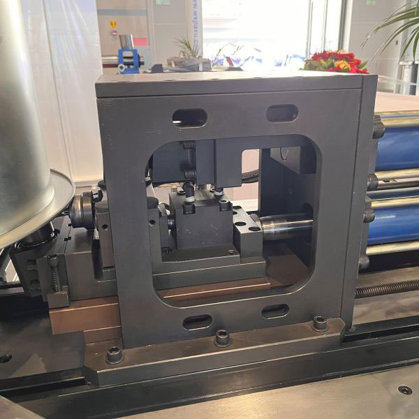 automatic axial fan flange forming machine