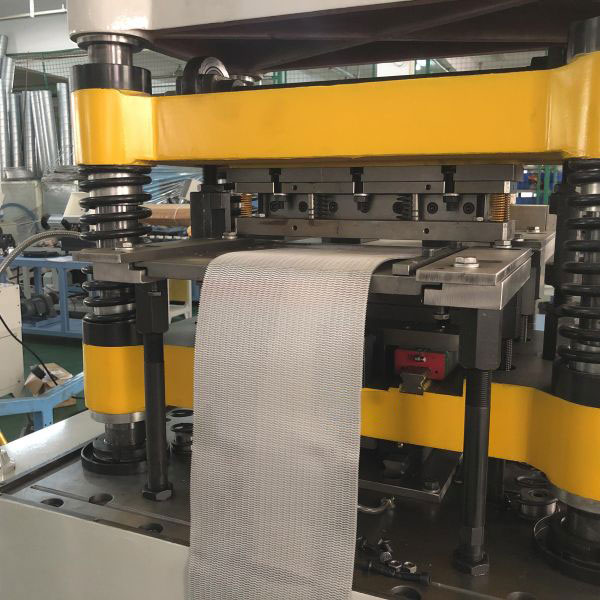 plate fin press forming machine